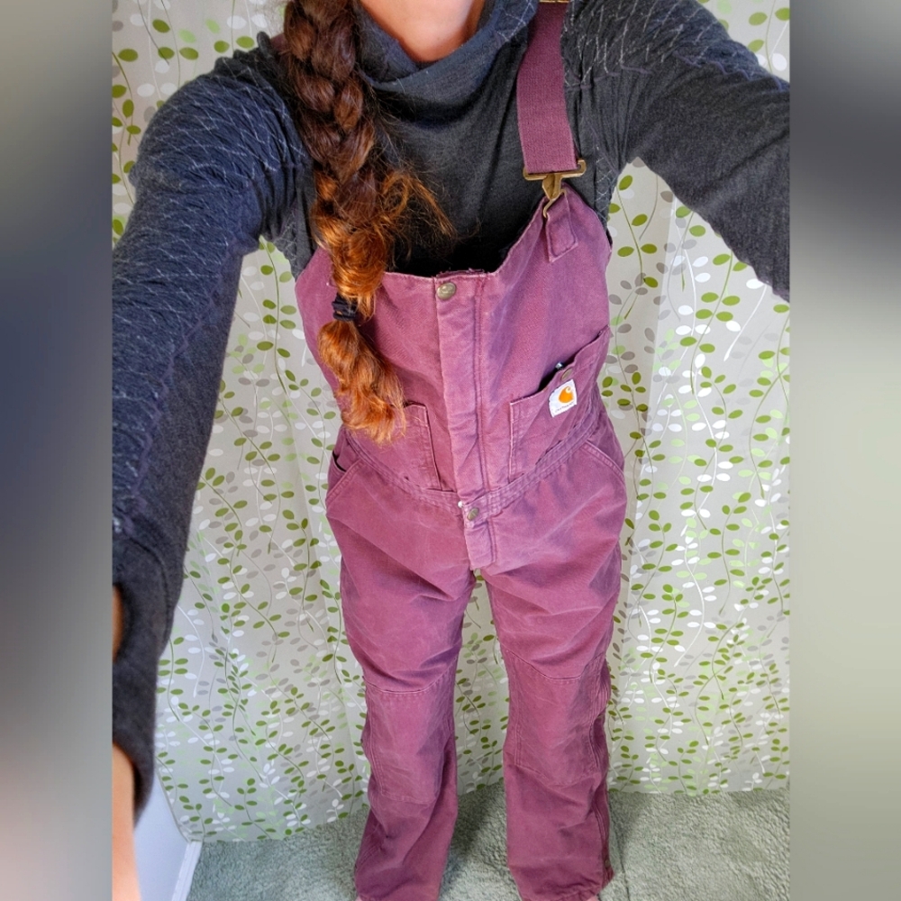 Carhartt women's insulated bib overalls. Vintage Rare purple 💜